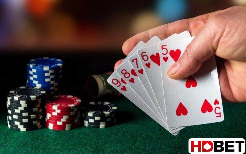 Các thuật ngữ quan trọng trong cách chơi bài Poker 6 lá