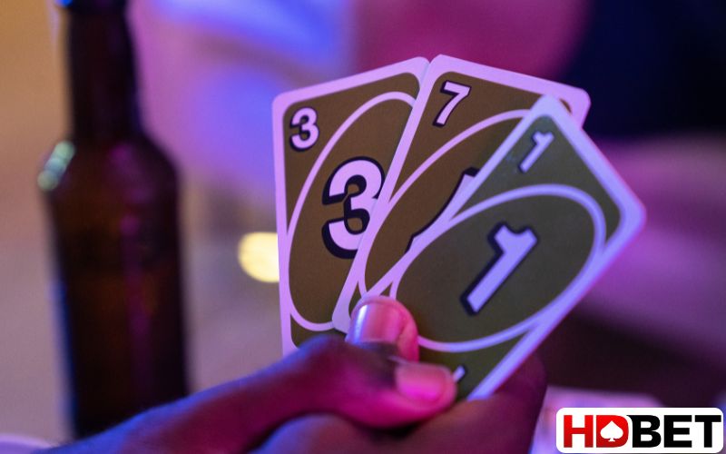 Chi tiết về cách chơi bài uno cơ bản